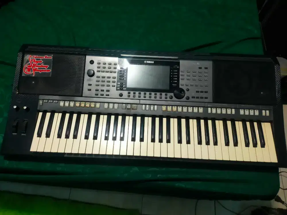 Yamaha PsrS770 full sampling