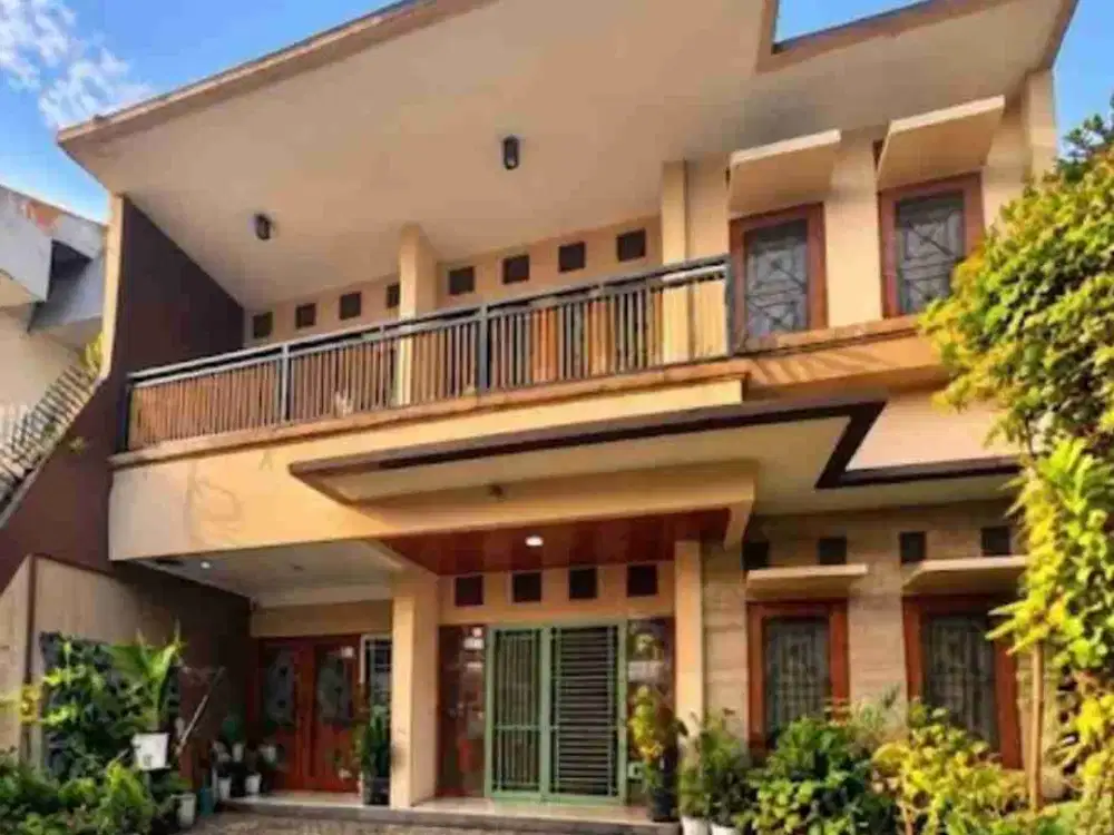 Dijual Rumah Bagus Turangga Akses Jalan 2 Mobil