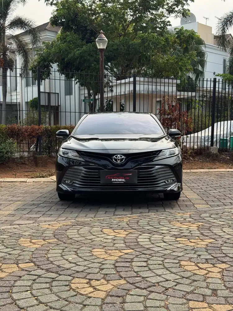 SALE DP13jt!! Toyota Camry 2.5V AT 2019