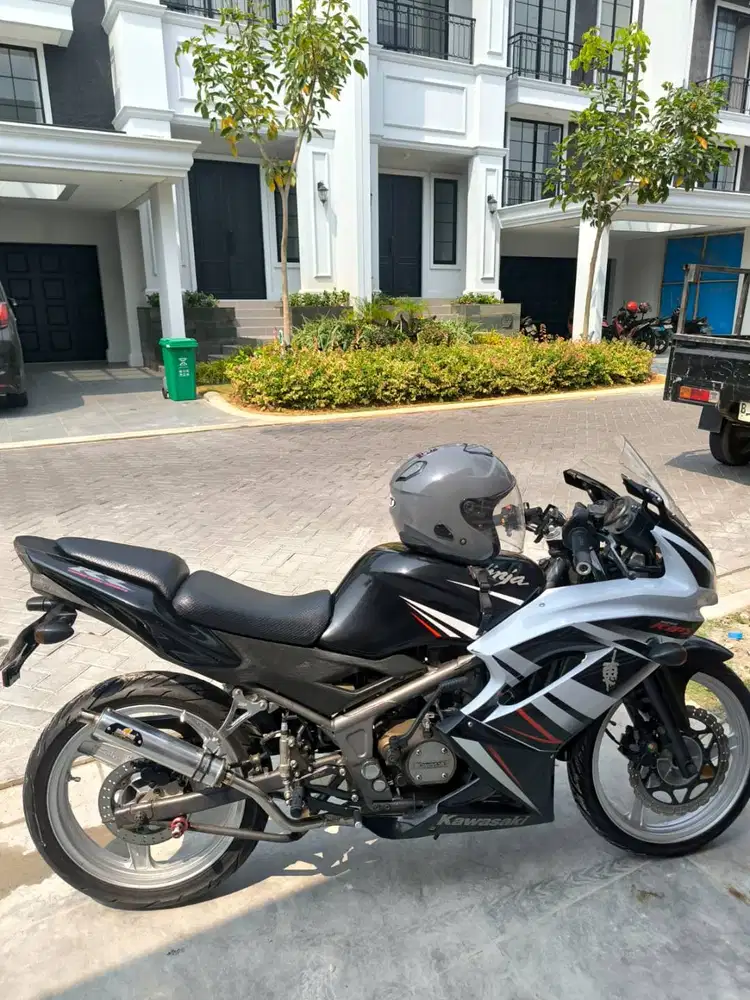Ninja RR New 2015 LE (limited edition) pajak hidup siap pakai