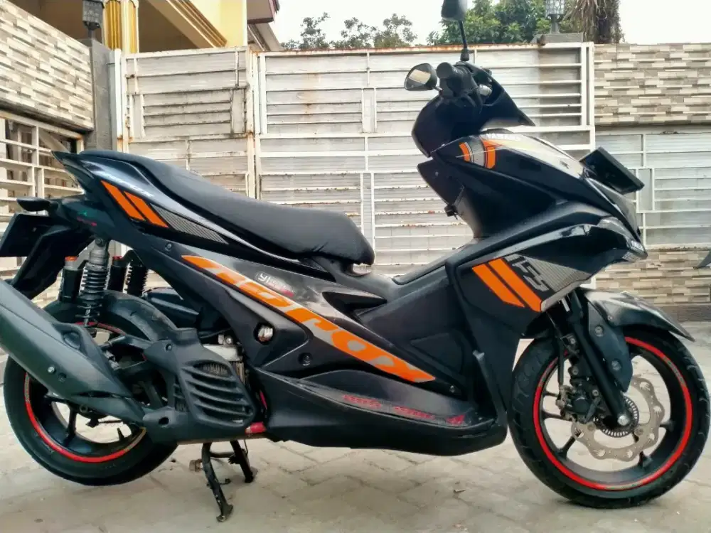 Yamaha Aerox lengkap motor sehat walafiat keterangan detail dibawah