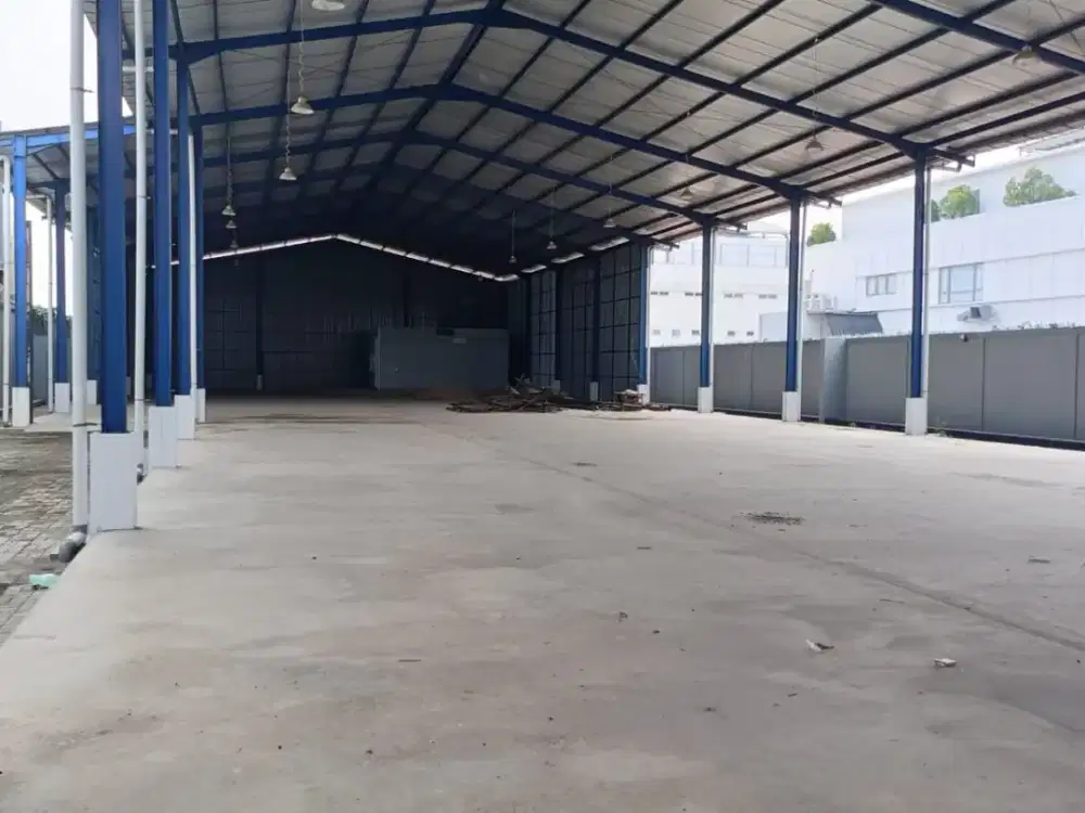 Gudang & Gedung 5 Lantai di Kebayoran Lama