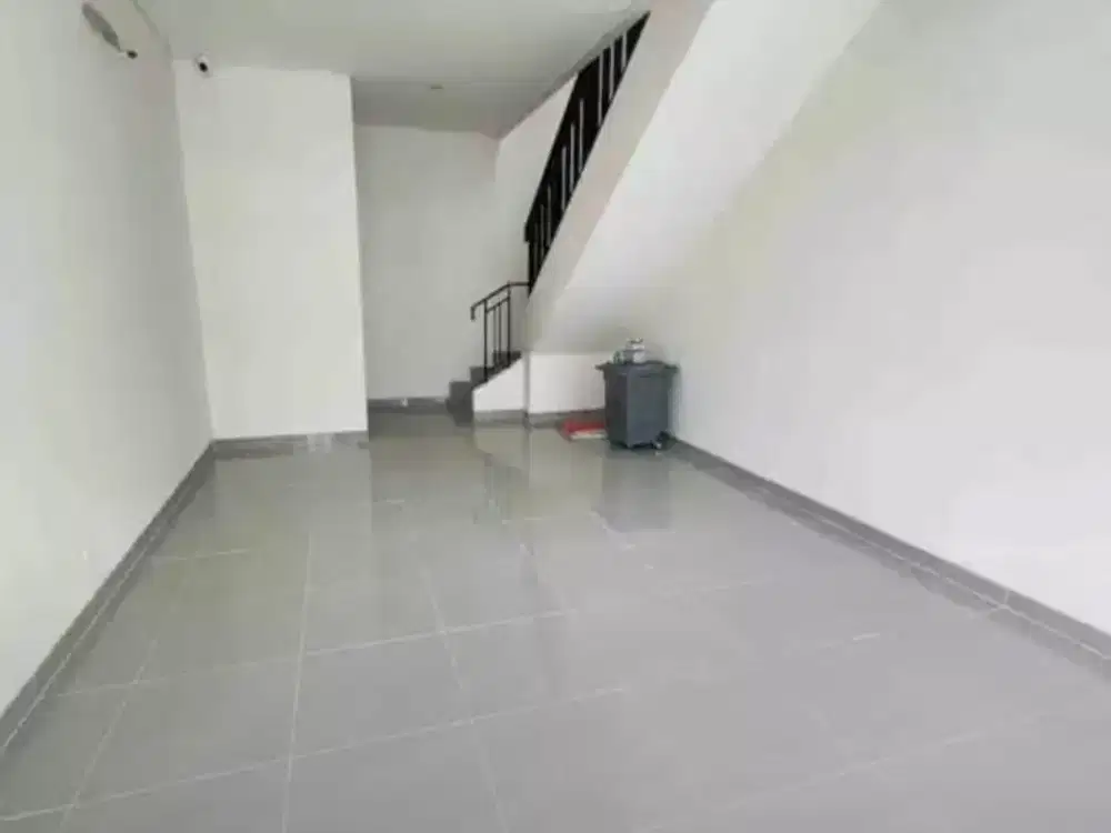 Disewakan Ruko 2 Lantai Sorrento Grande East, Gading Serpong Tangerang