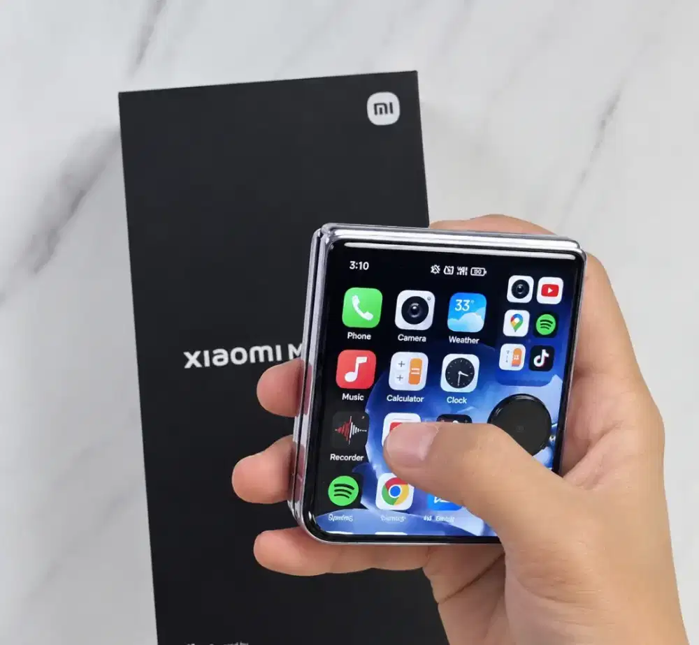 Xiaomi mix flip 2