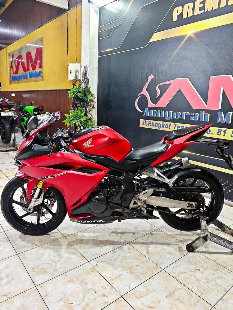 Honda CBR 250cc merah mewah th 2019. Anugerah motor rungkut tengah