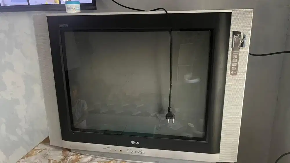 Tv LG tabung 32 inch