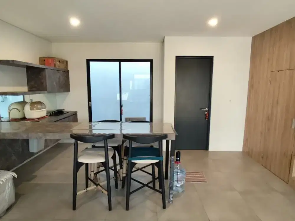 Disewakan Rumah 2 Lantai + Attic Cluster Myza - BSD City