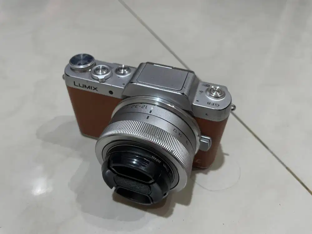 Kamera Lumix GF8