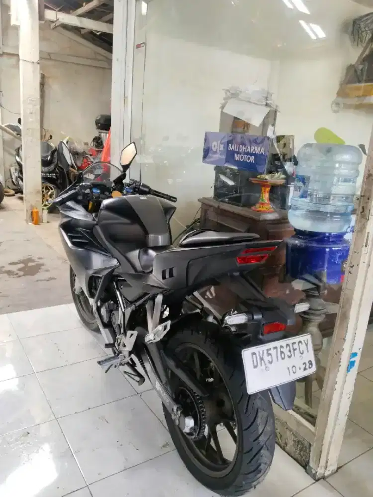 Honda. CBR. 150 CC thn 2023 cash. Bali dharma motor