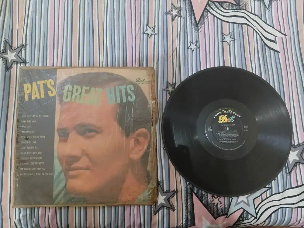 Piringan Hitam Vinyl Pat Boone - Pat's Great Hits (Dot Records / Untes
