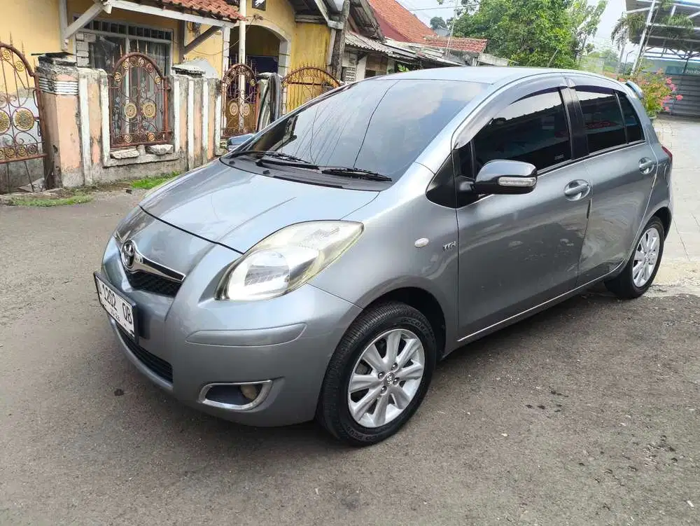 Toyota Yaris 2012 Bensin