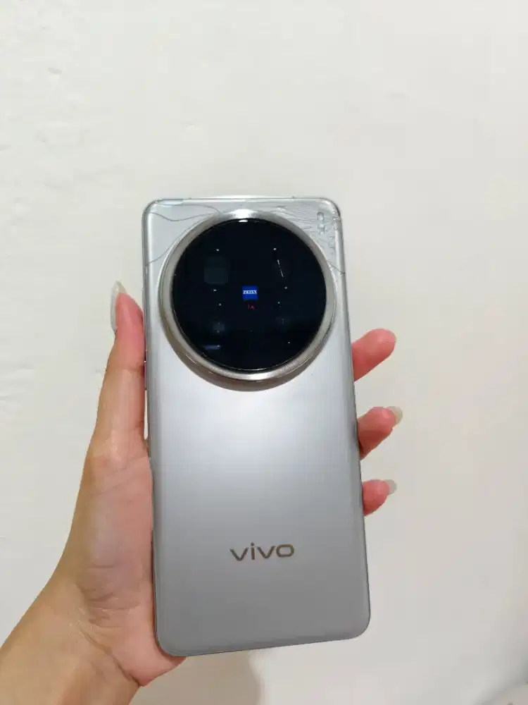 Vivo Fullset X200 Pro 16/512Gb Resmi Bekas