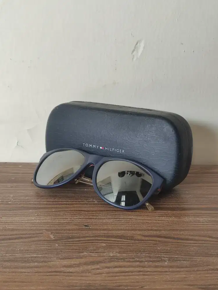 Kacamata tommy hilfiger original