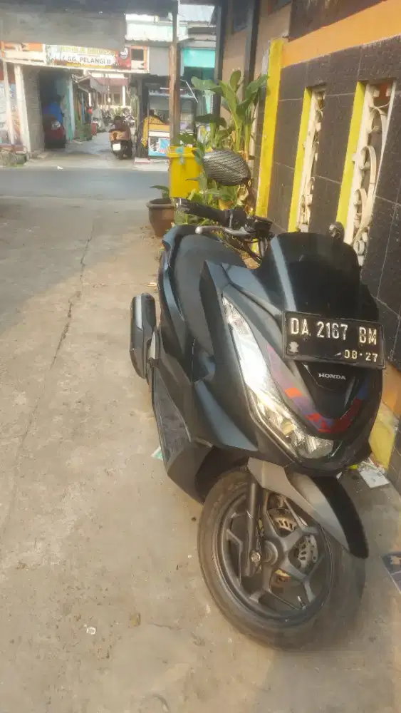 Honda pcx160 hitam dop