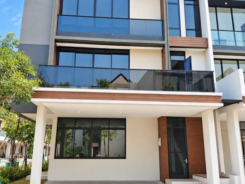 Rumah Hoek Osaka Residence PIK 2 11x10 110m2 3LT 3KT Full Furnished Pantai Indah Kapuk 2
