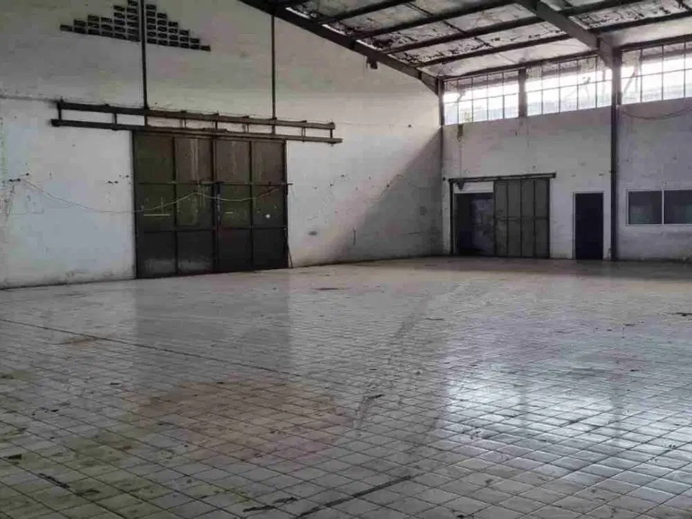 disewakan gudang di Cibolerang bandung