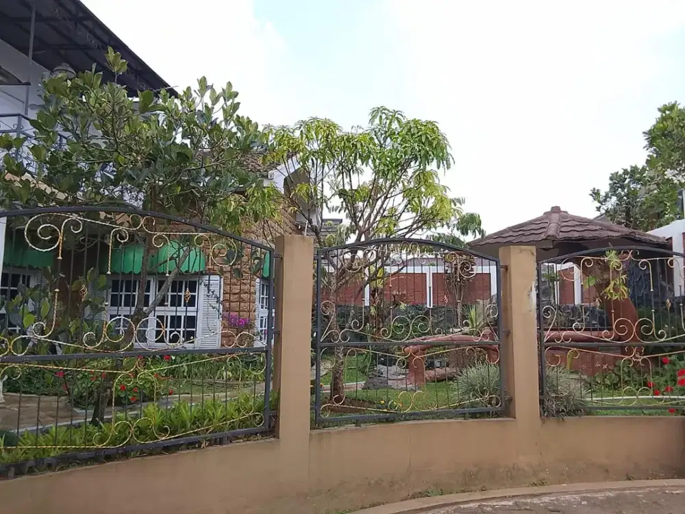 Rumah Villa Siap Huni Dekat Pasar & Tempat Kuliner di Grand Apel Cipanas, Cianjur Jawa Barat