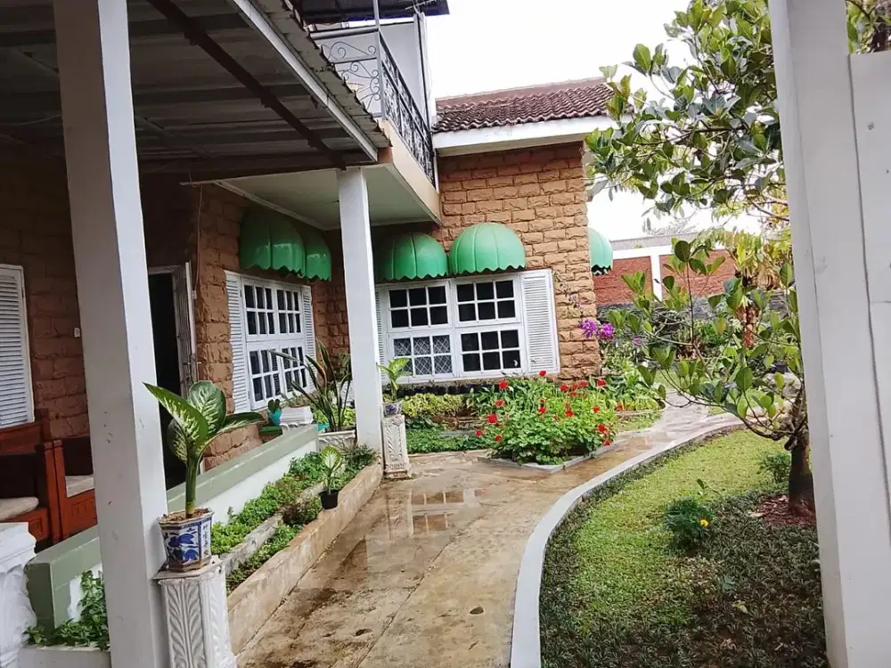 Rumah Villa Siap Huni Dekat Pasar & Tempat Kuliner di Grand Apel Cipanas, Cianjur Jawa Barat