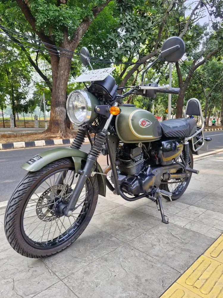 DIJUAL CASH KAWASAKI W 175 SE THN 2018 PJK IDUP SIAP PAKAI