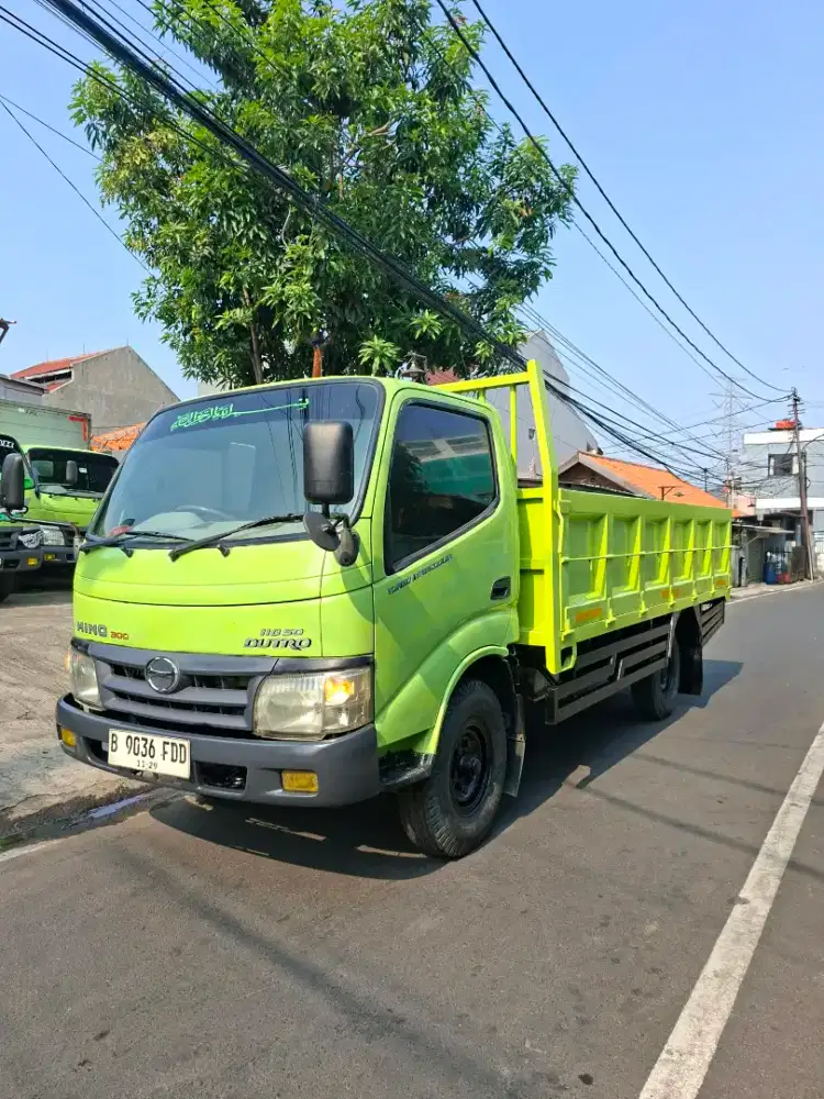 Hino dutro 110sdl engkel long bak 3way 2014