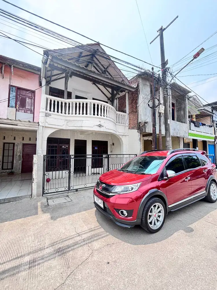 Dijual Rumah 2 Lantai dengan LT 105 LB 170 dengan SHM