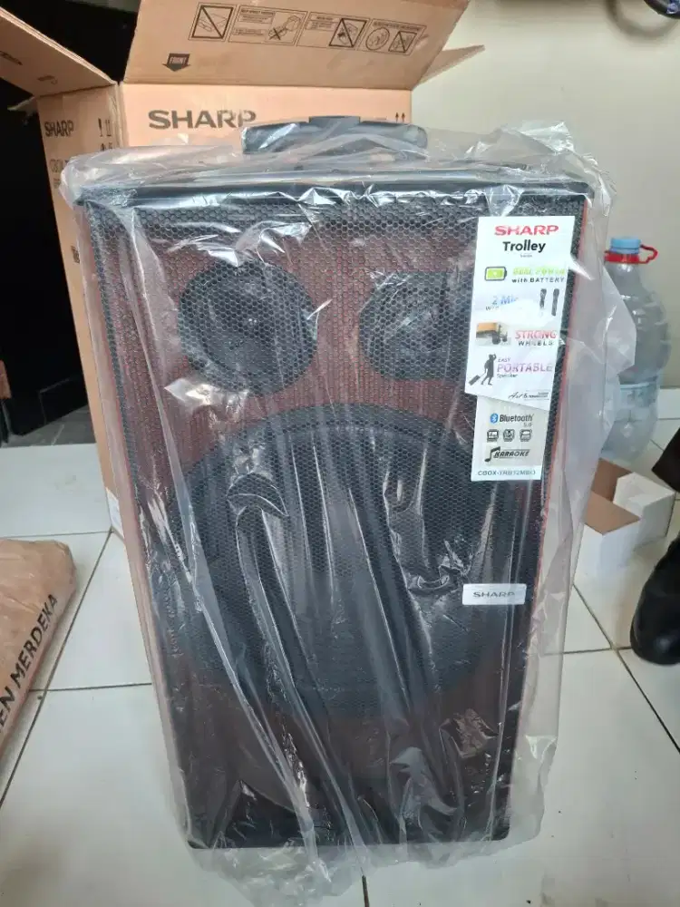 Speaker portabel sharp