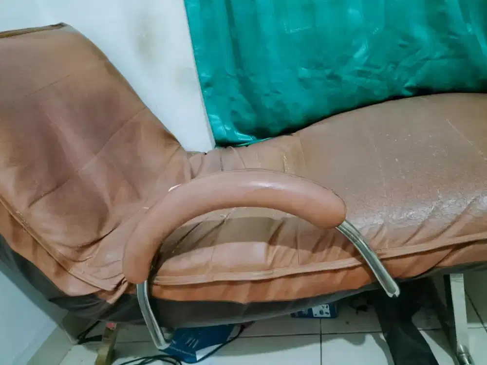 Kursi besi kursi santai tinggal jahit aja dikit