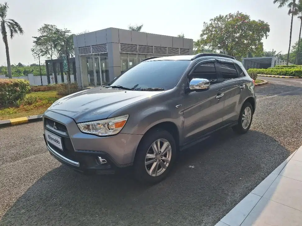 LOW DP Mitsubishi Outlander Sport 2.0 GLS Bensin-AT 2013 9KE
