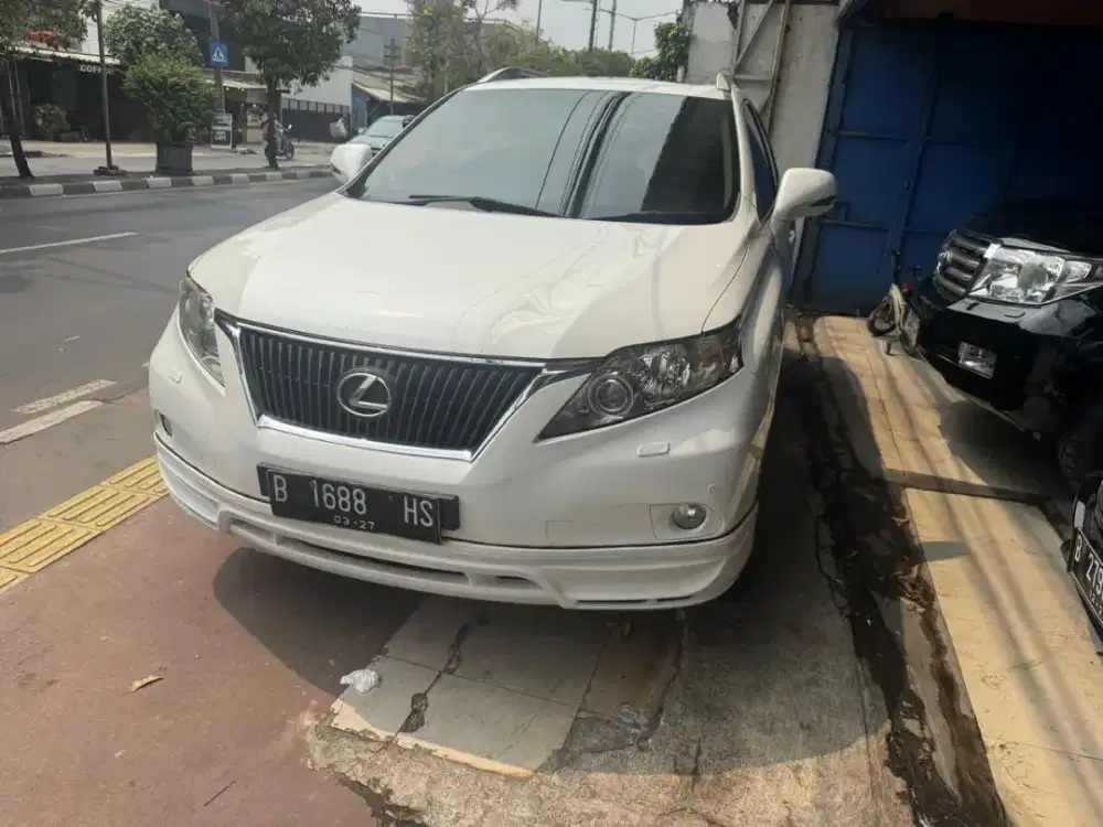 Lexus RX270 th 2012 AT siap pakai