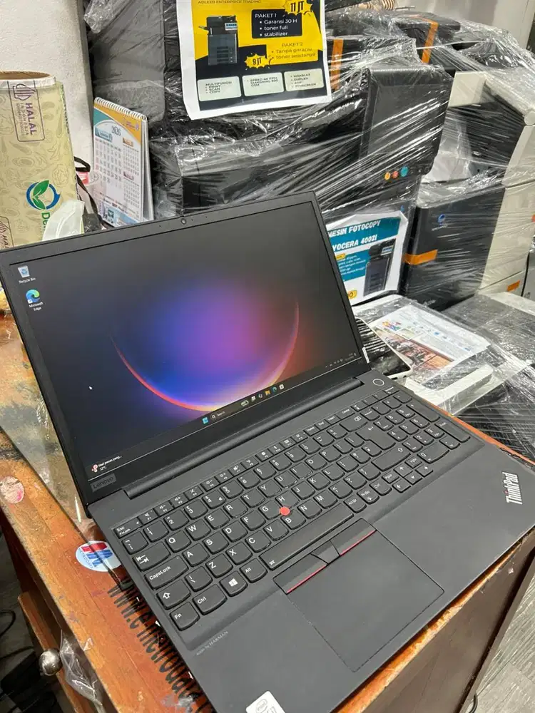 LAPTOP LENOVO E15 CI7 GEN 10 RAM 8 SSD 256GB