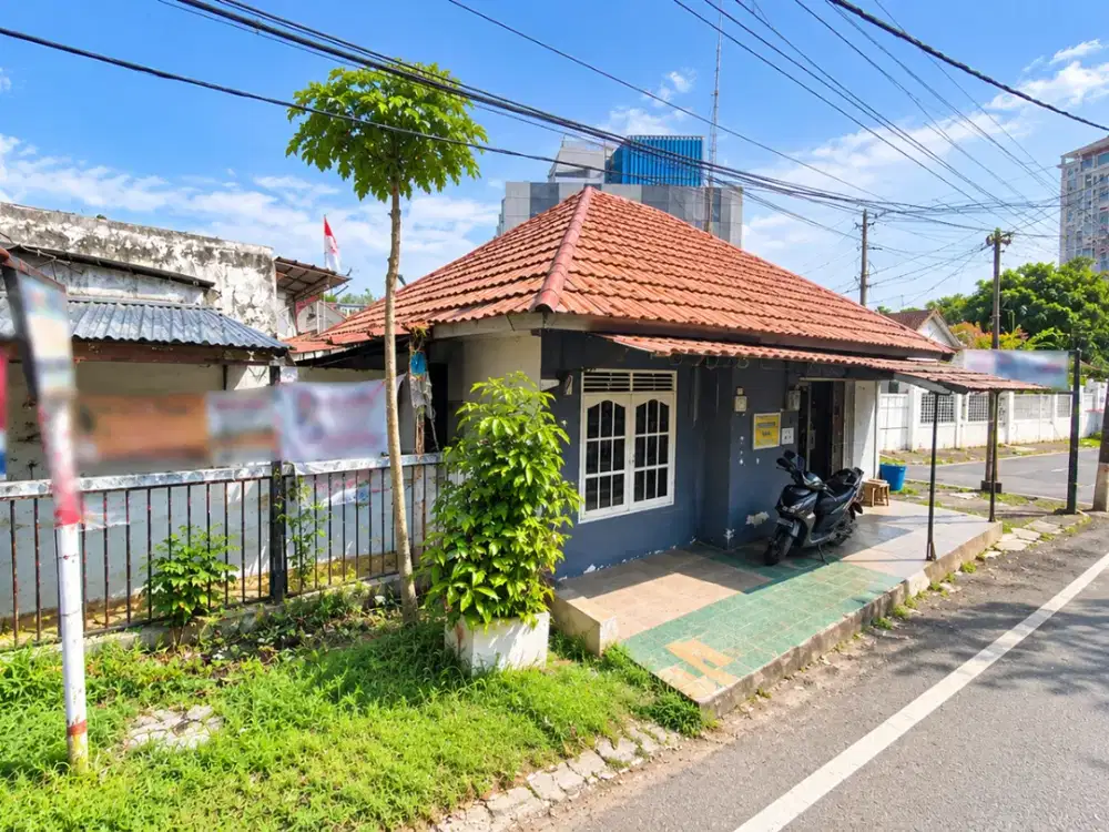 DIJUAL RUMAH PUSAT KOTA JALAN NATUNA PALEMBANG