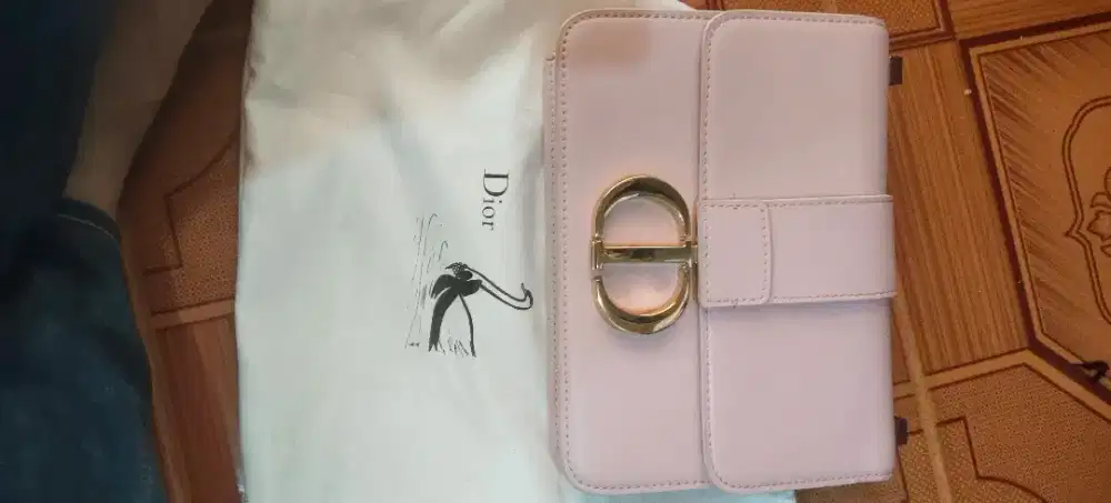 Tas branded CD(Christian Dior Paris) made in ITALY