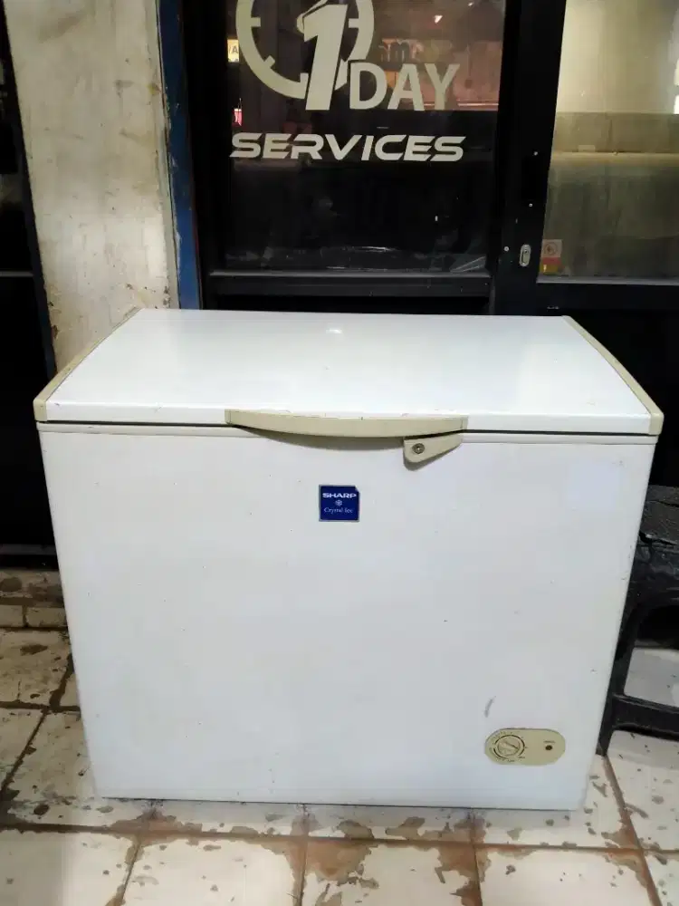 Frezer box 200 liter sharp