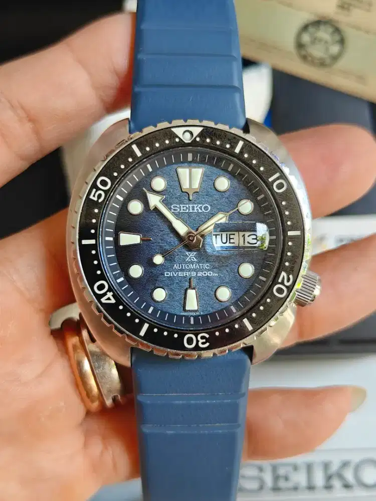 Seiko Prospex SRPF77K1 King Turtle Dark Manta Ray Special Edition