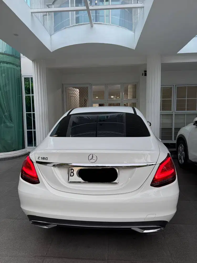 MERCEDEZ-BENZ C180 BEKAS LIKE NEW SUPER MULUS