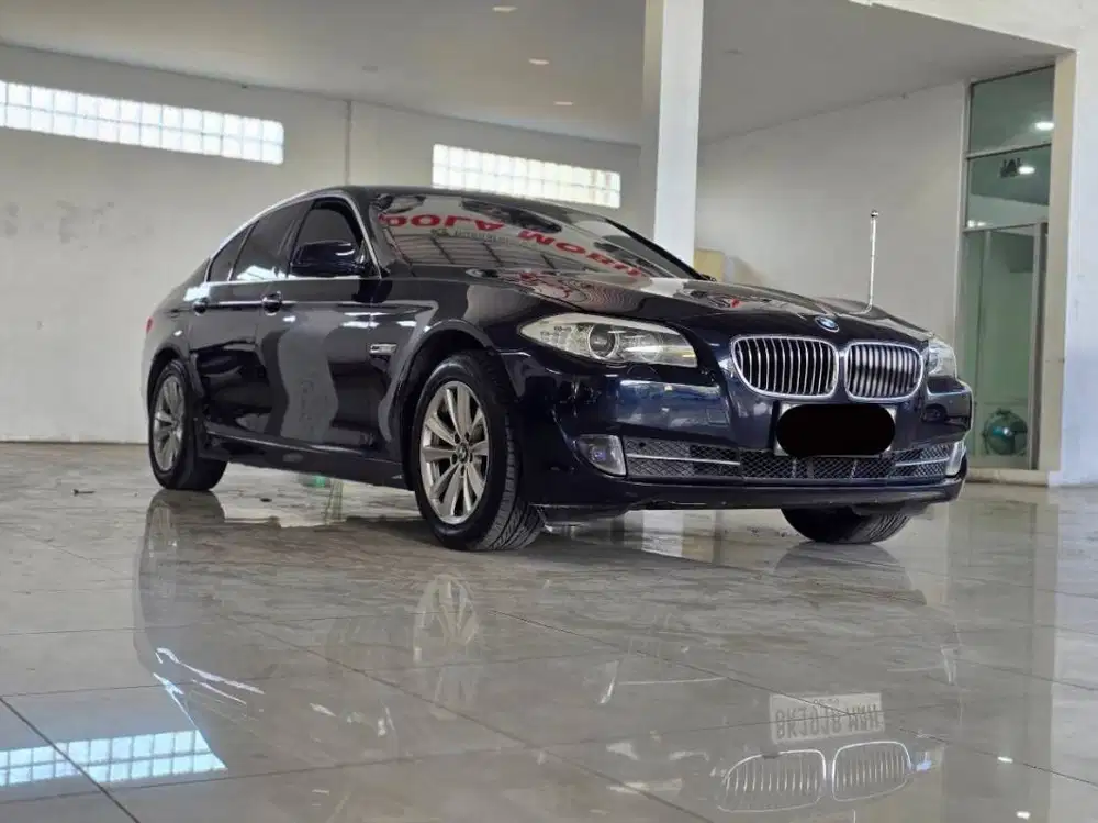 BMW 523I AT Matic 2011