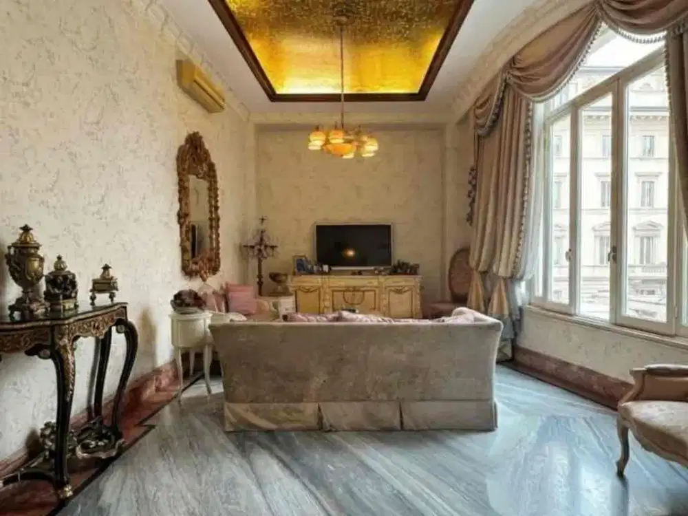 Dijual Rumah Mewah  di Pondok Indah