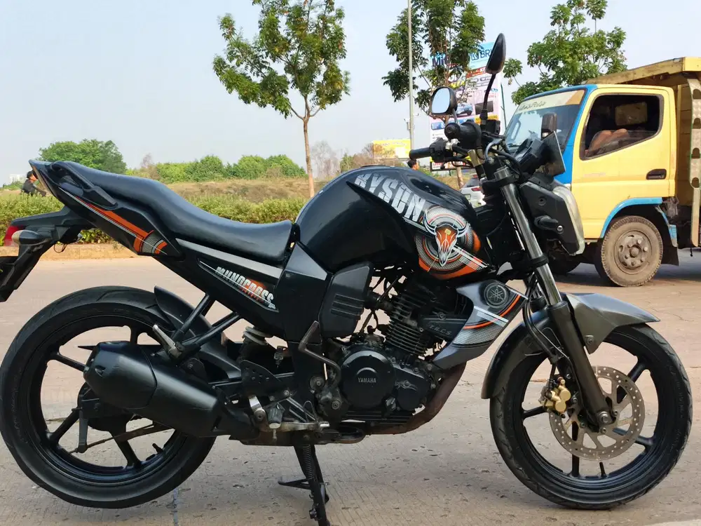 Yamaha Byson 2012 stater tokcer halus mulus terawat