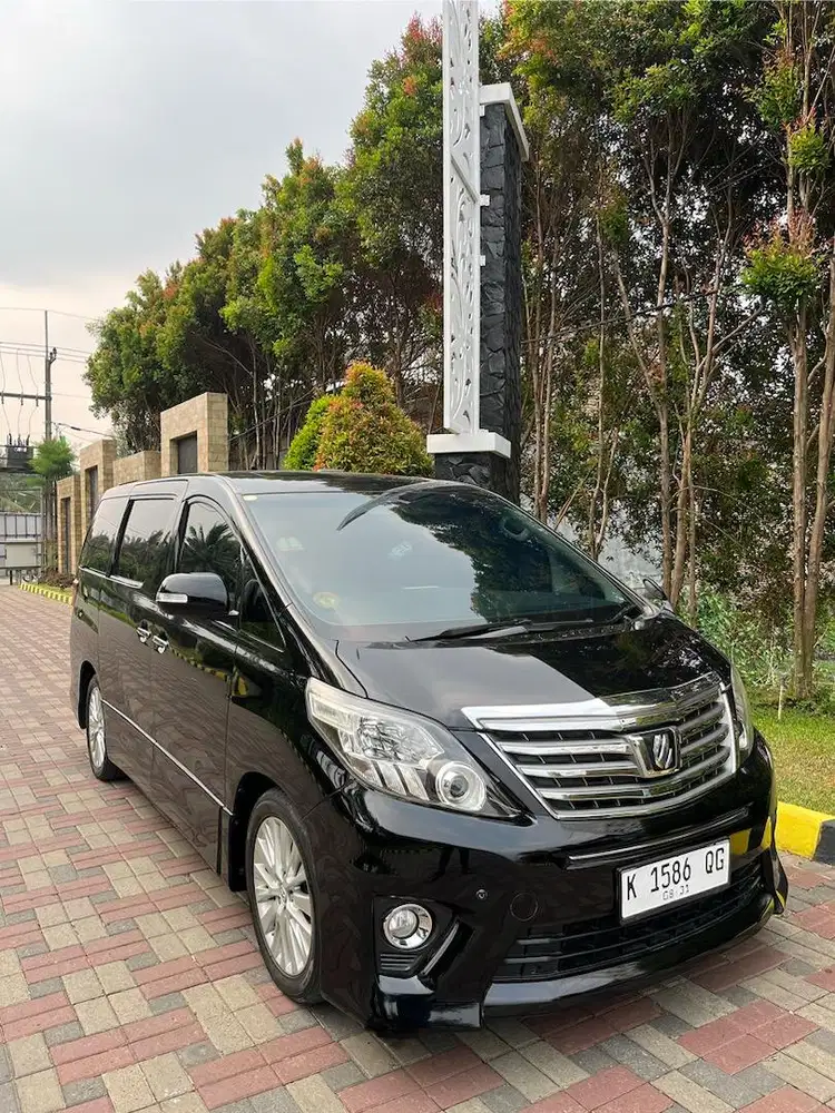Alphard SC audioless 2013