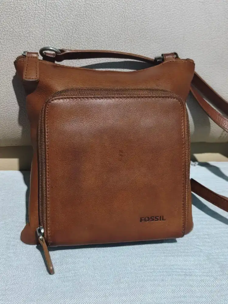 Fossil Vintage Original,Small Zip Crossbody Warna Tan Size 21X21CM
