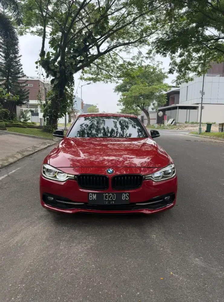 BMW F30 320i SPORT LCI 2016