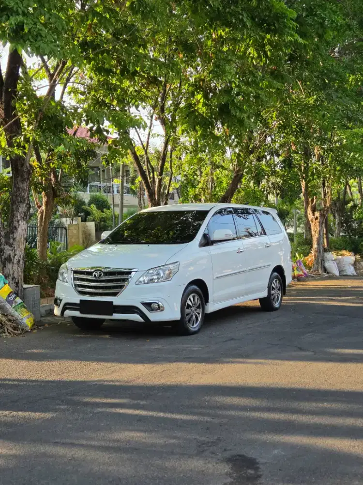 Kijang Innova V Diesel Matic Istimewa