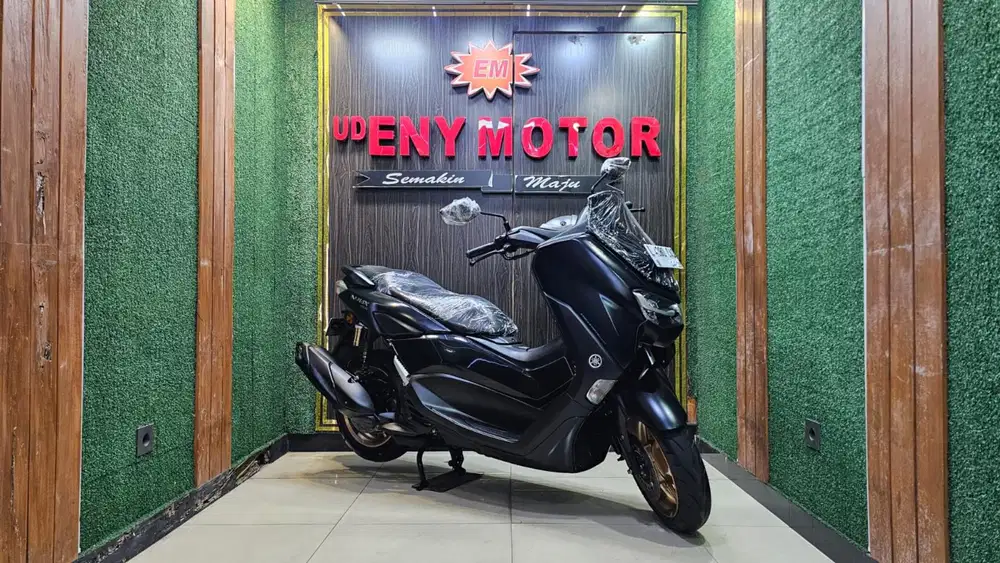 ENY MOTOR - FRESH! YAMAHA NMAX 155 STANDAR 2024 -  KM RENDAH
