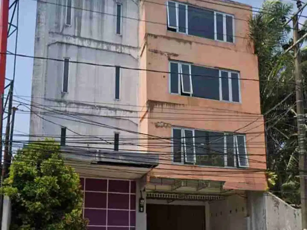 DISEWAKAN RUKO COCOK UNTUK KANTOR DI JALAN SUDIRMAN