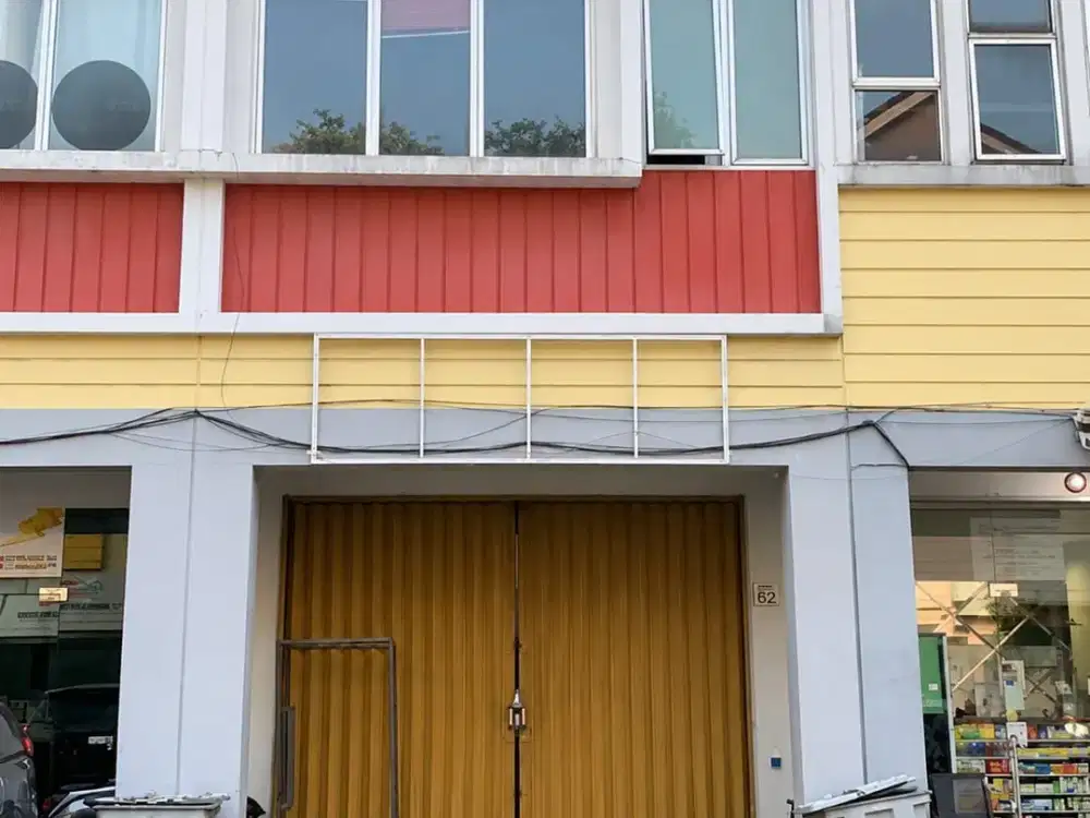Dijual Cepat Ruko Golden 8 Gading Serpong Kondisi Rapi Siap Pakai