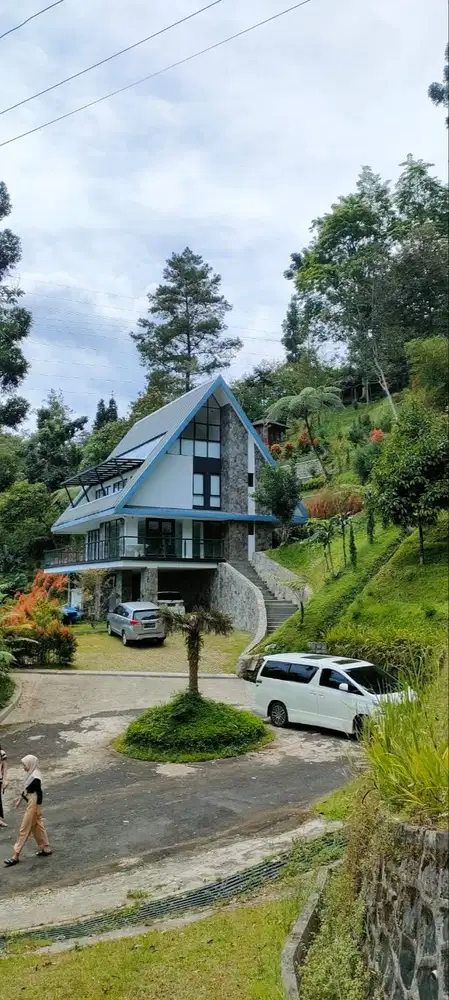 Private Villa Exclusive di Megamendung Asri, Sejuk & Fully Furnished