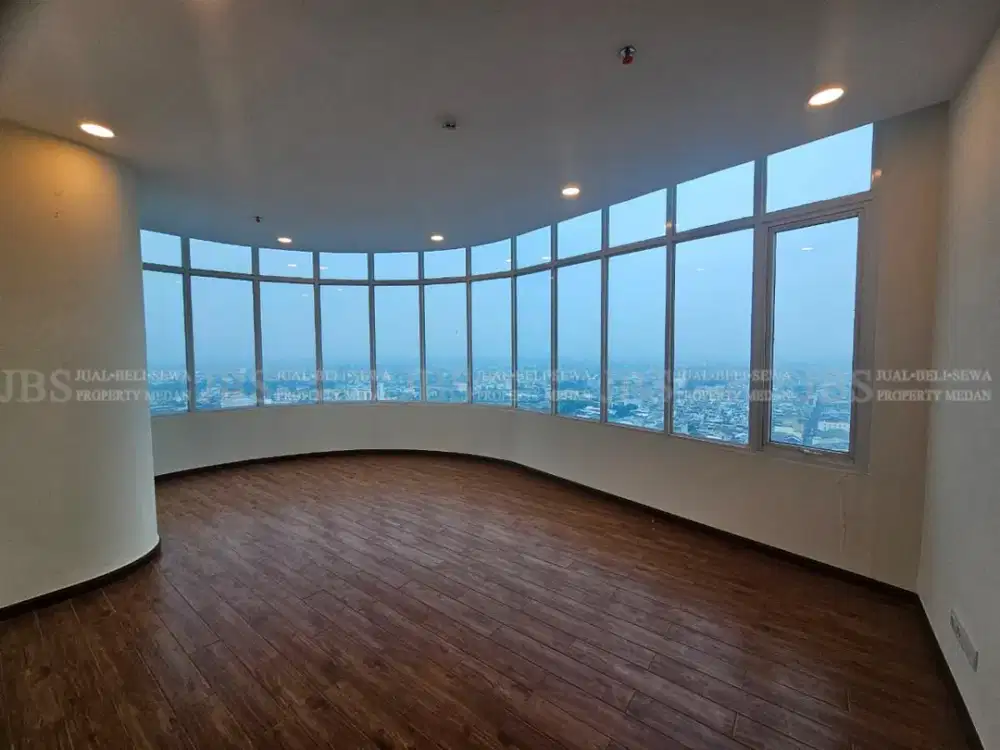 Dijual Condominium 3+1 Kamar Tidur di Centrum - Centre Point Mall Jalan Jawa Medan