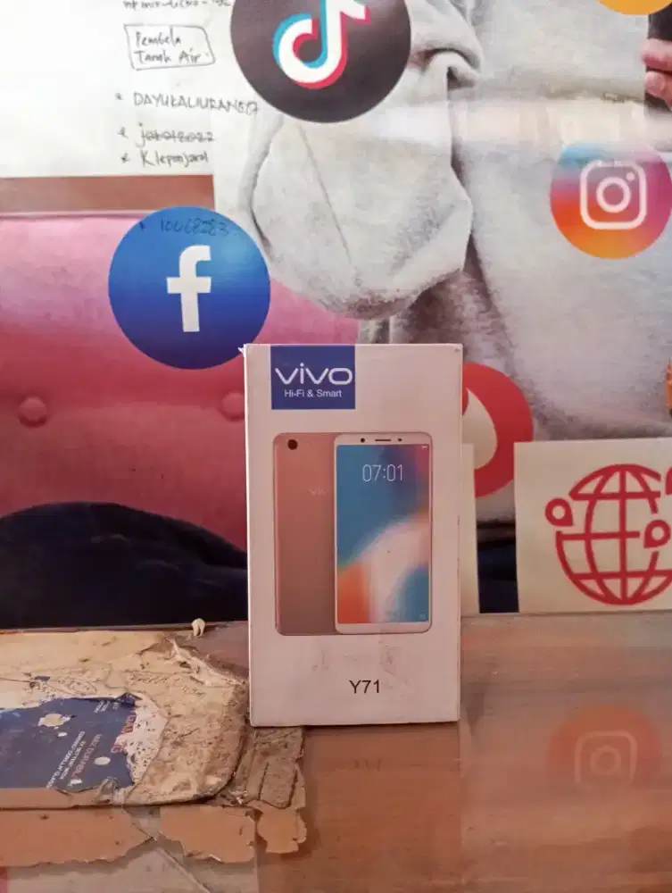 HP VIVO Y71 4G 6/128 PROMO CUCI GUDANG