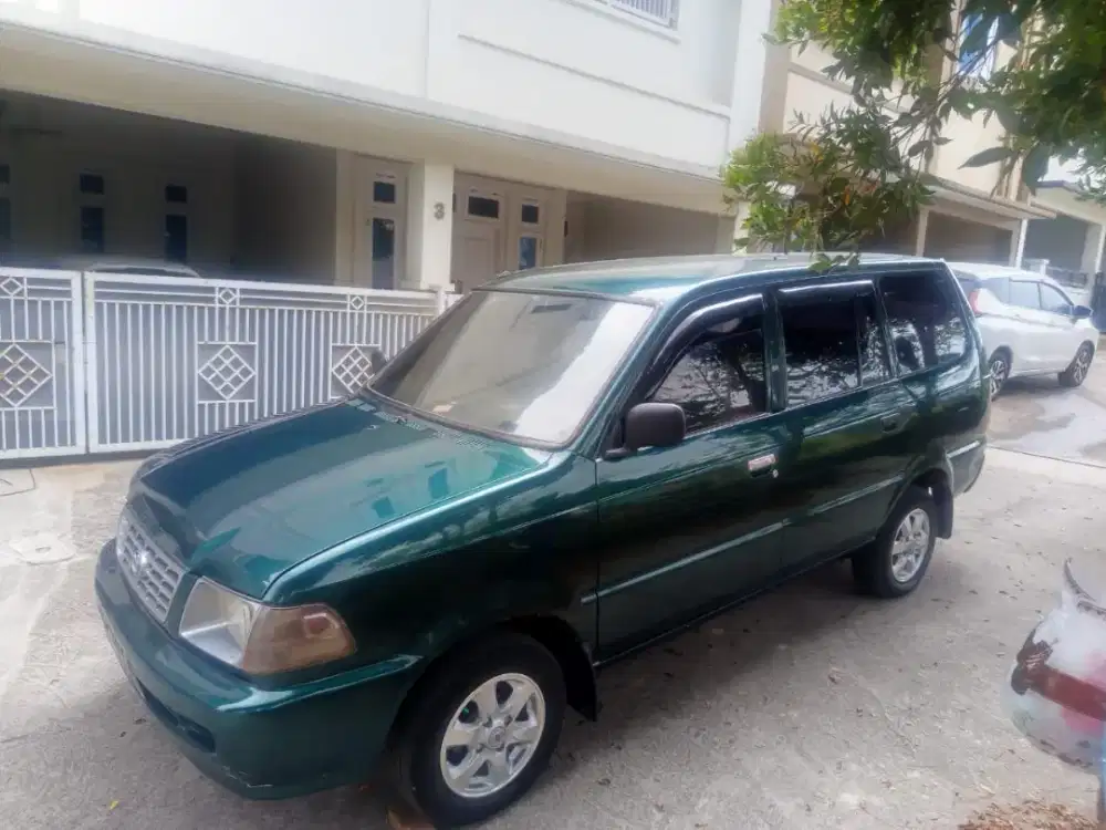 Toyota kijang lsx diesel 2,4 th2001