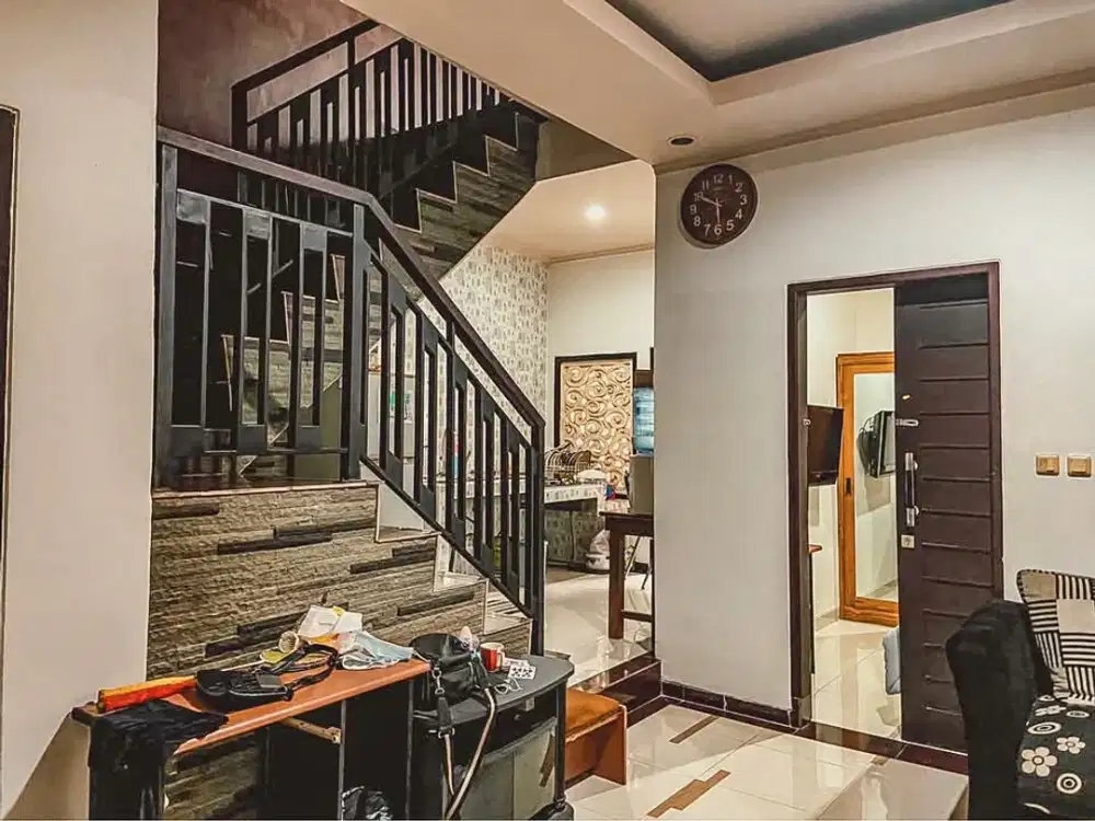 Rumah Villa 2 Lantai 2 Kamar Peguyangan Denpasar Utara